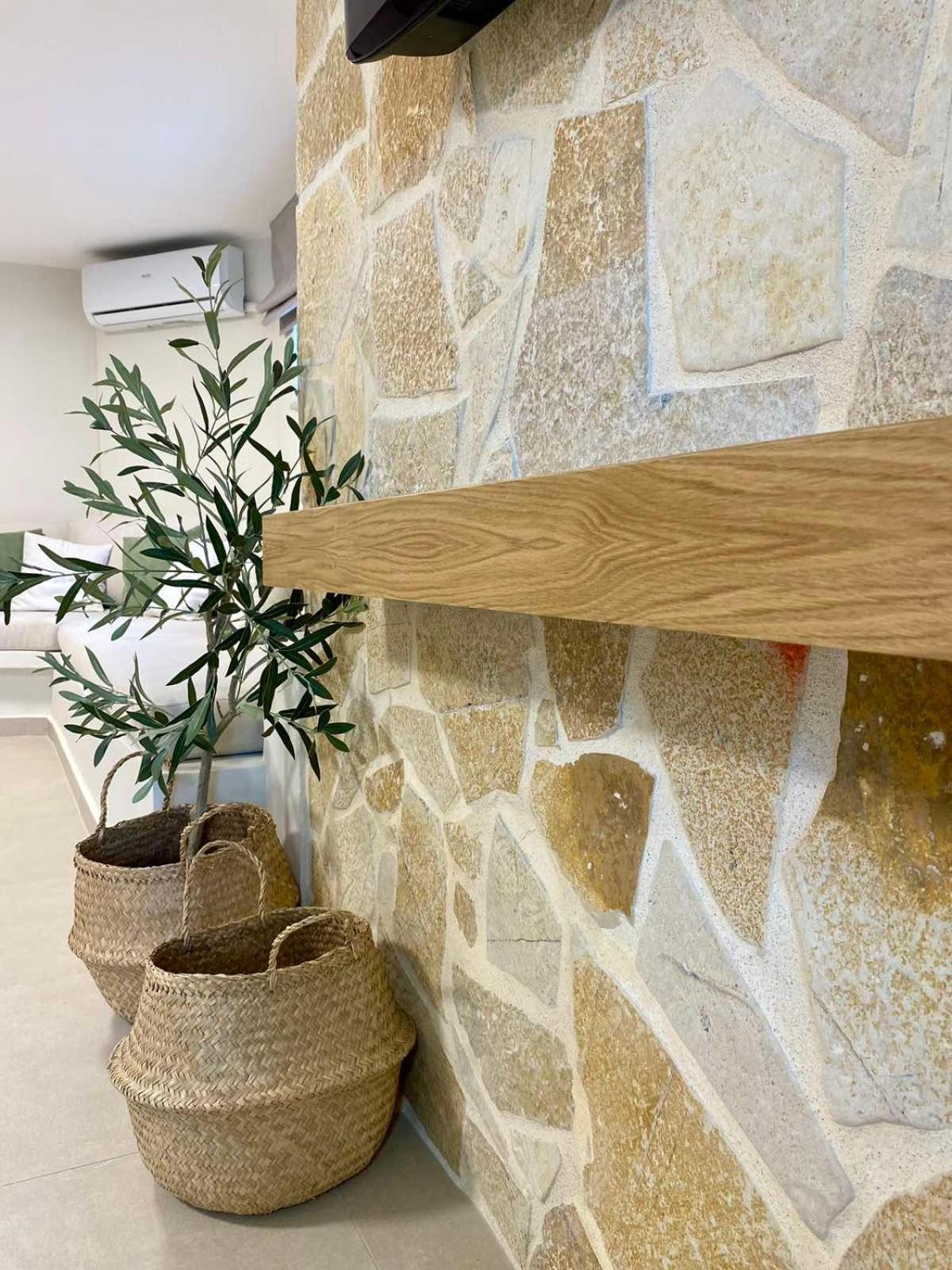 Villa Fleria Seaside Studios & Apts Gerani  Room photo